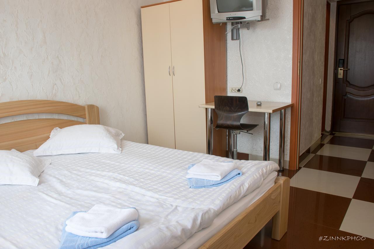Kedem Hotel Lipiny Ngoại thất bức ảnh